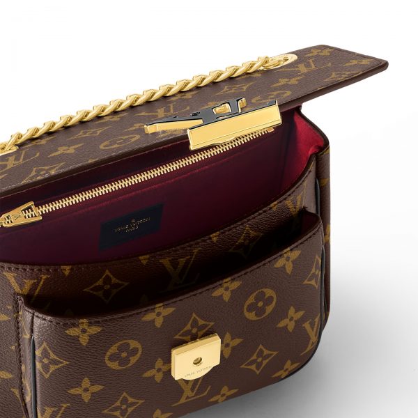 Louis Vuitton M45592 Passy