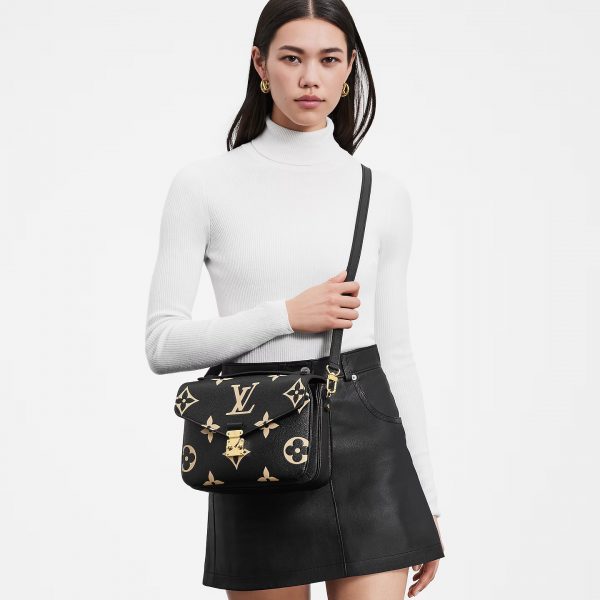 Louis Vuitton M45773 Pochette Métis Black/Beige