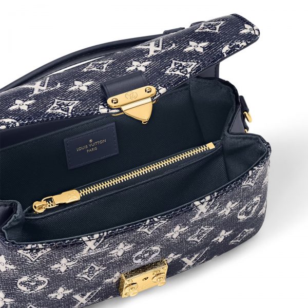 Louis Vuitton M22834 Pochette Métis East West