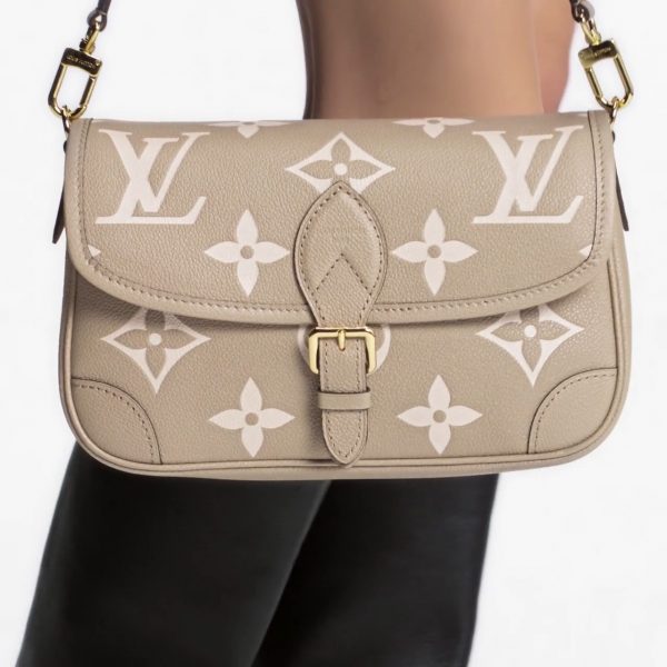 Louis Vuitton M46583 Diane Tourterelle Beige/Cream