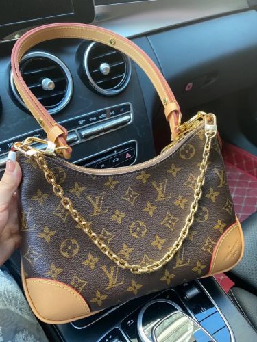 Louis Vuitton M45832 Boulogne photo review