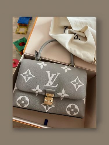 Louis Vuitton M46041 Madeleine MM Dove Gray photo review