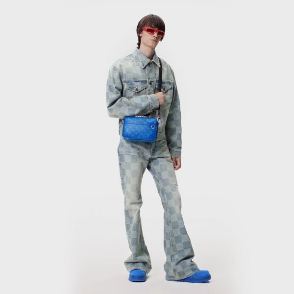 Louis Vuitton M31016 Alpha Messenger Agave Blue