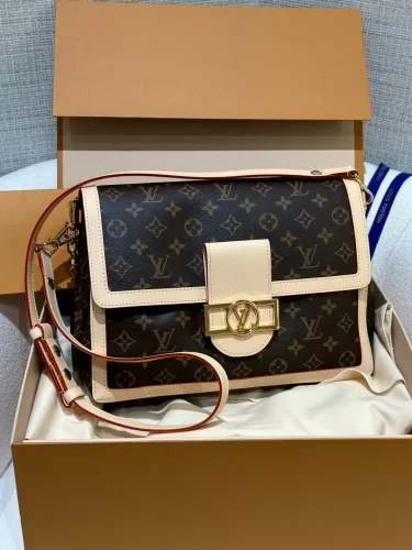 Louis Vuitton M47149 Dauphine Soft Handbag photo review