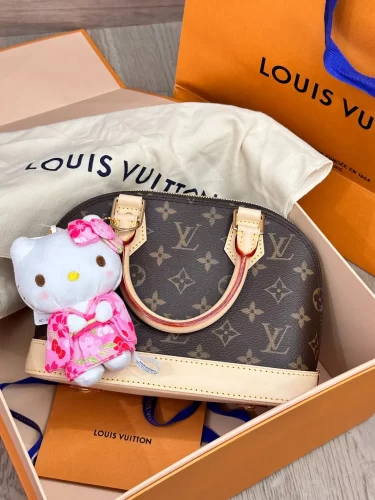 Louis Vuitton Monogram M46990 Alma BB photo review